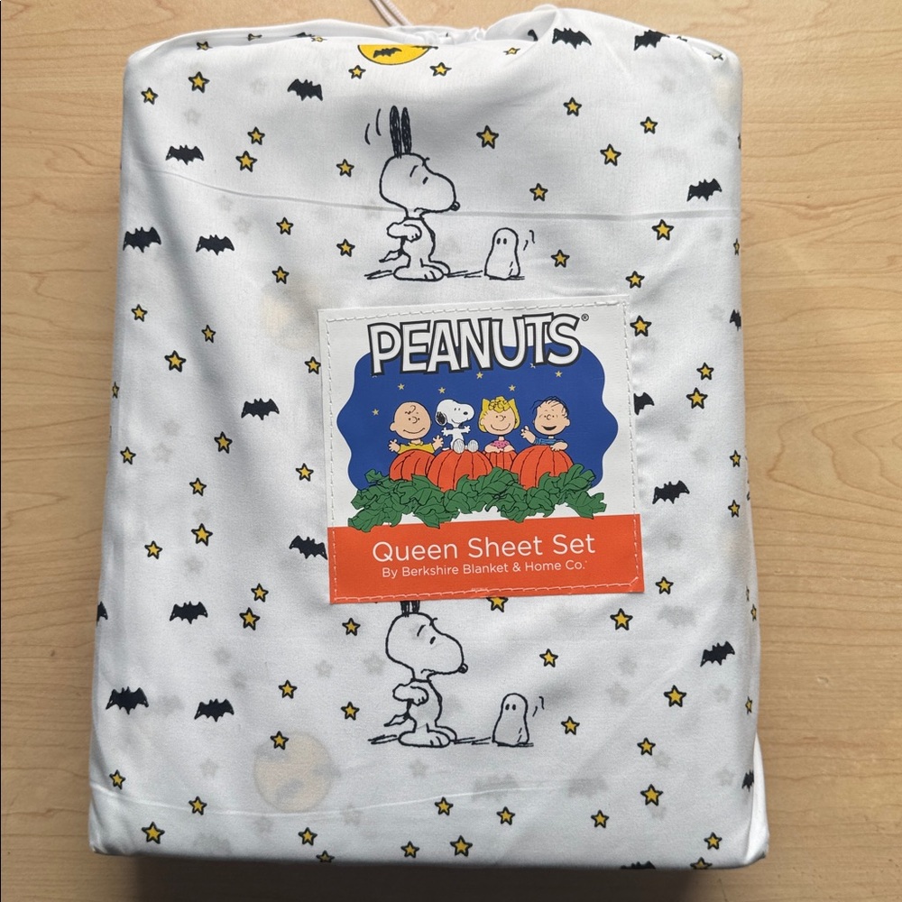 Peanuts Snoopy Queen Halloween/spooky Sheet Set Snoopy,bats moon and tiny ghost